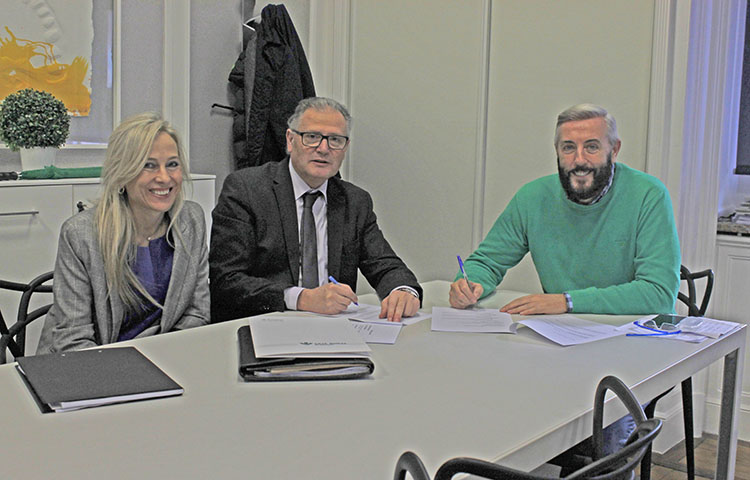 FIRMA DEL CONVENIO COENA-CAJA RURAL DE NAVARRA